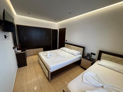 Apartment with Lake View image 9