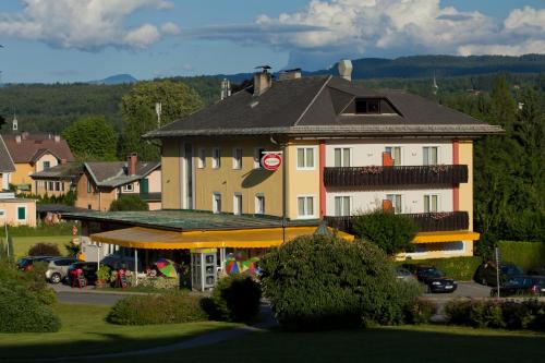 Kirchenwirt – Velden, CA