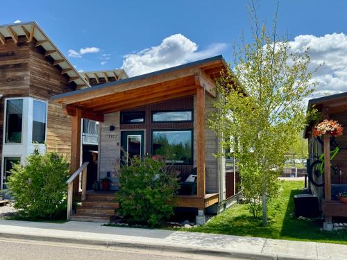 . Cozy 2 Bedroom by Teton Pass