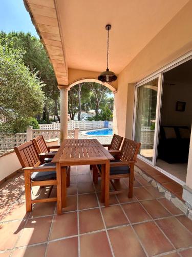 House with pool and private garden, L' Escala (fotografie 9)