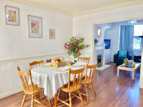 Instalaciones, Lavender Dream House in Evesham