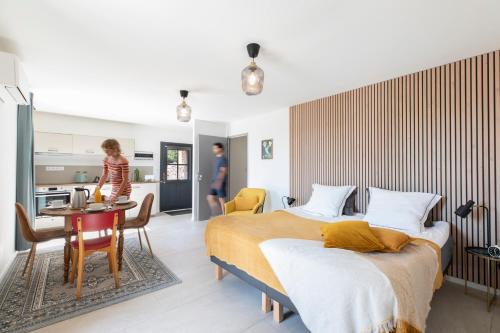 1 queen bed