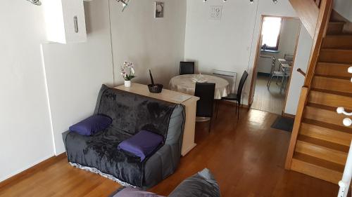 Le Rucher Vertroland gîte à louer Pressieu