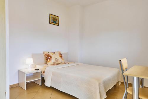 1 twin bed