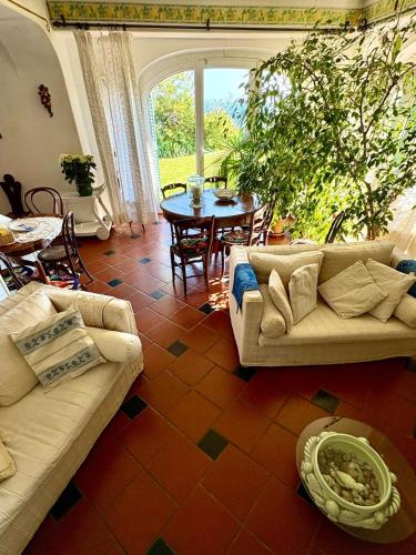 Villa Mare con Piscina in Crevari