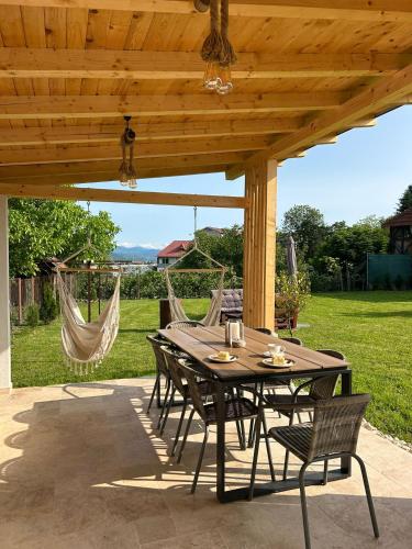 Vila San Nicoara in Curtea De Arges