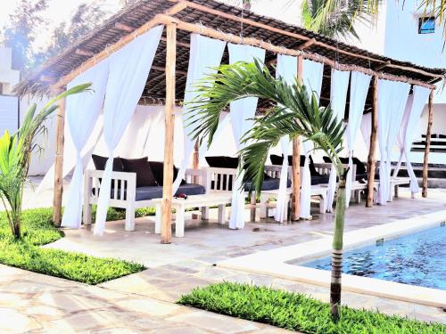 Villa SunShine exclusive in วาตามู
