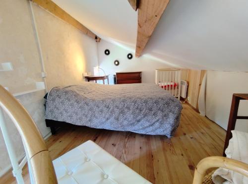 Petite maison en bord d'Allier in Lavoute-Chilhac