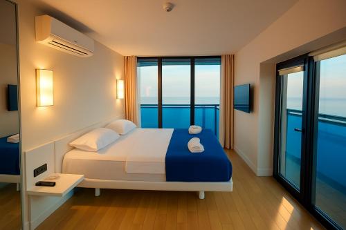 Junior Suite with Sea View