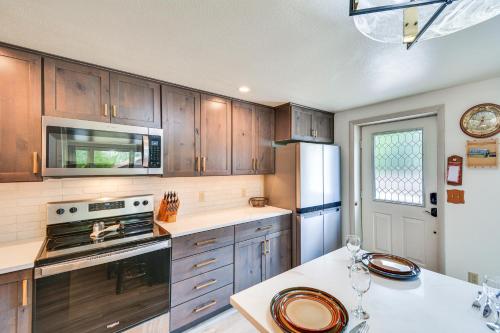 Ranch-Style Retreat in Downtown Buena Vista! - image 7