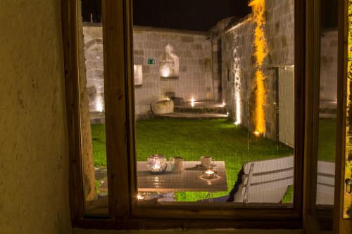 Azure Cave Suites - Cappadocia Room Type - Garden Cave Suite