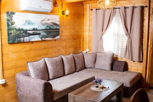 Green Field Apartments in Virpazar