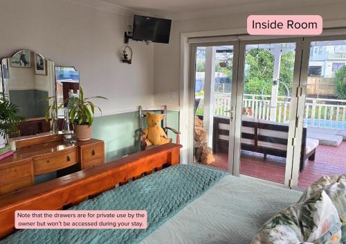 Tairua Garden Hideaway - Homestay with Private Room in Tairua