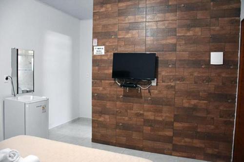 Quadruple Room image 3