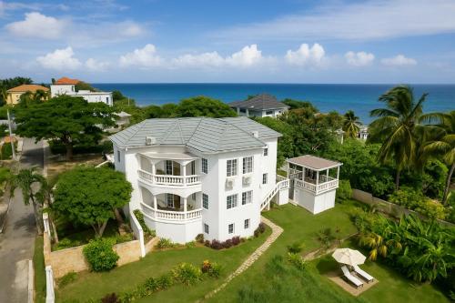 Villa Serenity Jamaica – khách sạn tại Tower Isle