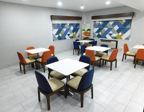 Quality Inn Pontiac - 식음료(F&B)
