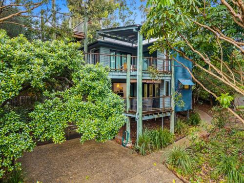 Billa Blue by Discover Stradbroke