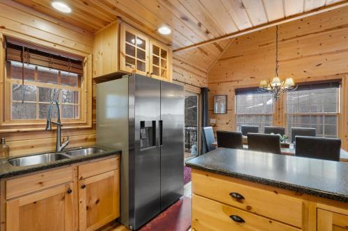 Timber Nest Goshorn lake dock pool town HOT TUB - image 6
