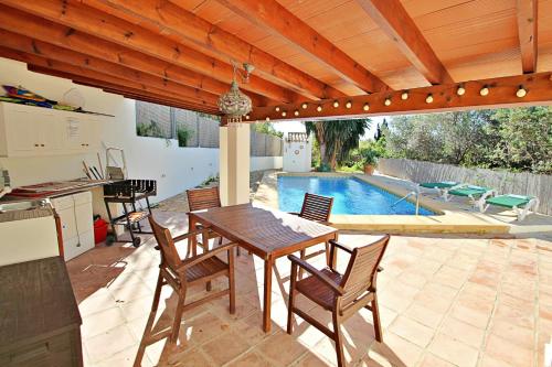 Emma - sea view holiday home with private pool in Benissa, Бениса (фото 10)