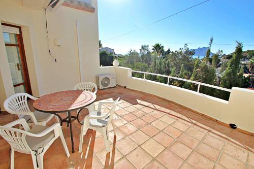 Emma - sea view holiday home with private pool in Benissa, Бениса (фото 4)