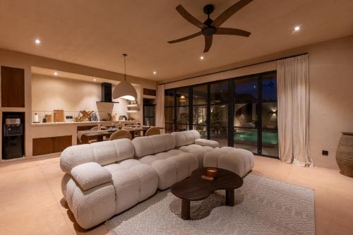 Villa with Private Pool image 4