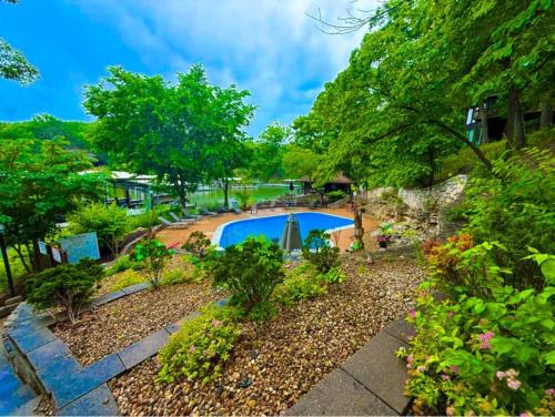Tt104 Seasons 2bd3ba-6pp-fall Special Oct-dec