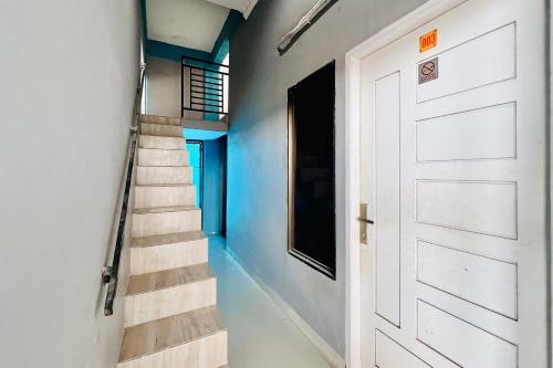 Vue extérieure, RedDoorz Syariah @ MJA Residence Duri in Duri