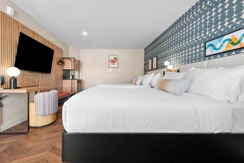Deluxe Double Room with Extra Bed room in Star Motel