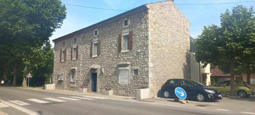 Nid Douillet in Uzer