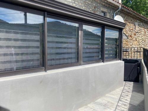 Nid Douillet in Uzer