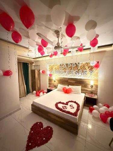 Deluxe Double Room room in Tulip Hotel & Apartments