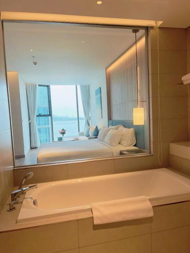One-Bedroom Apartment image 10