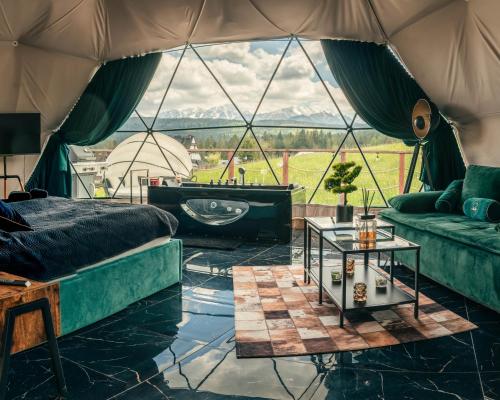 Góralski Harem Osada Glamp & Glass z Jacuzzi i Balią, Zakopane (Foto 5)