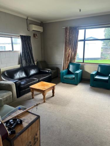 Quiet country setting- R3 Magnolia House in Temuka