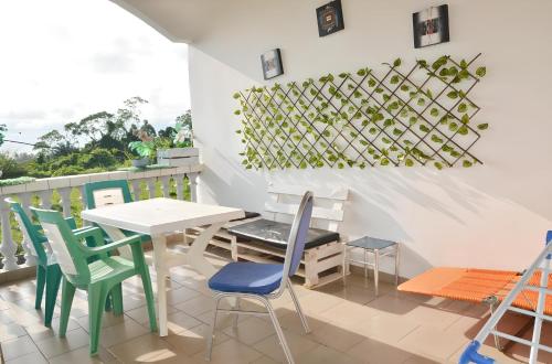 Balcony/terrace, Eclair appart! in Kribi