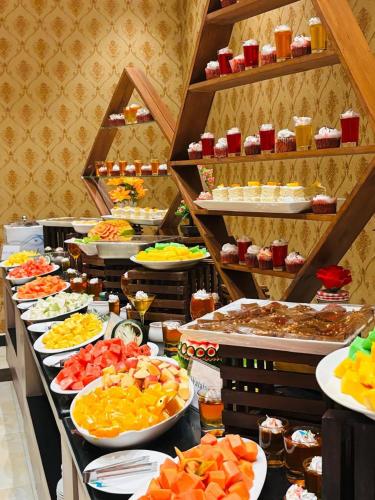 Comida y bebida, Nilawin Hotels & Resorts in Chilaw