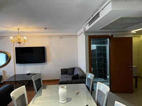 CTS Elysium Residence Duplex Apt. 85 - image 10