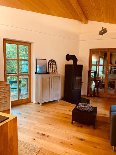 Gästehäuschen mit Kamin (Gastehauschen mit Kamin) in 高廷