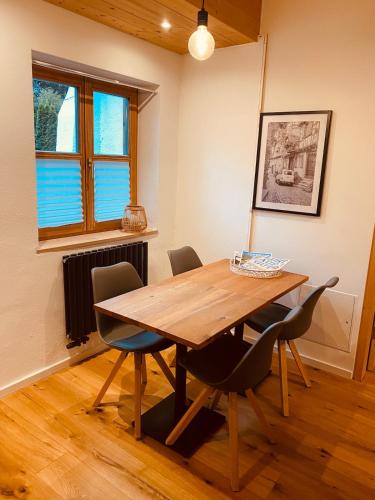 Gästehäuschen mit Kamin (Gastehauschen mit Kamin) in 高廷