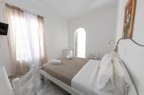 Hotel Manos - image 11