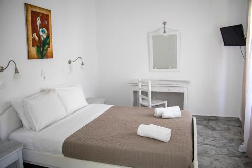 Hotel Manos - image 7