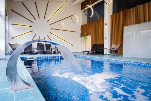 Hotel Opal Art - image 11