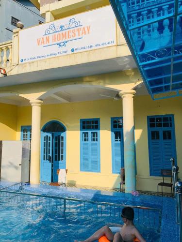 Van Homestay & Villa