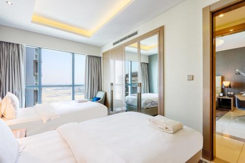 Stylish 2BR Paramount Apt Near Downtown, Dubai (Foto 6)