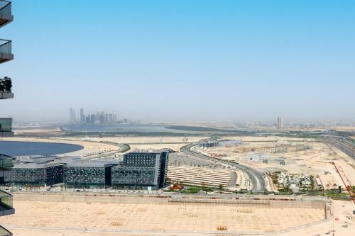 Stylish 2BR Paramount Apt Near Downtown, Dubai (Foto 8)