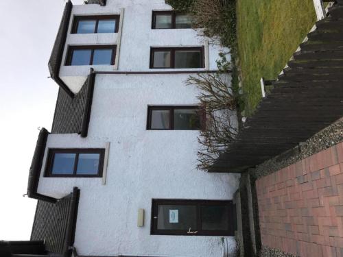 Greannan Upper Self Catering Apartment - image 7