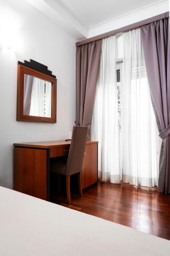 Basic Triple Room room in Hotel City Center