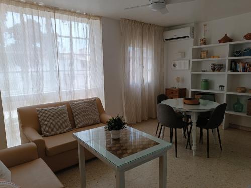 Bolivia 71 Pedregalejo - apartment near beach, Málaga (Foto 3)