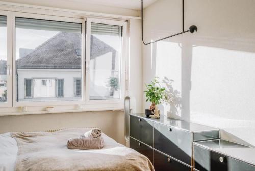 Modern Apartment with balcony in Zurich Center A Hoh - Self Checkin, Curych (fotografie 5)