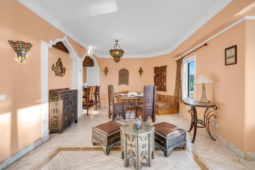 Villa Alexandria With Private Pool image 7